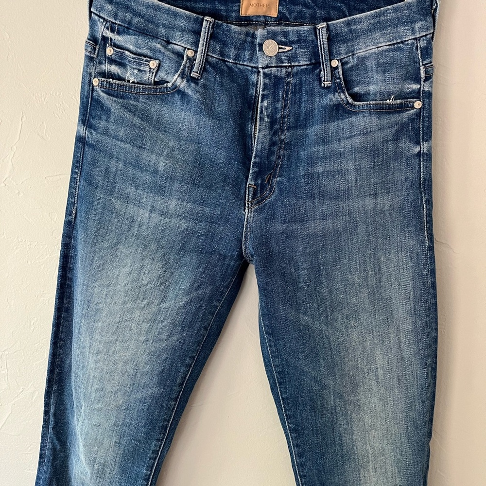 MOTHER REVOLVE HIGH WAISTED LOOKER JEANS IN HIGH FIVE 27 - Picture 2 of 5